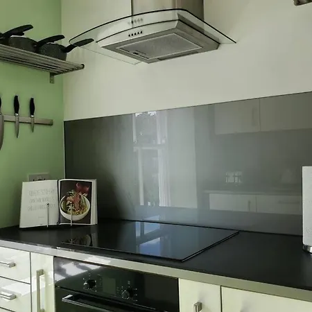 The Riverside At Woodsmill Quay With Parking York