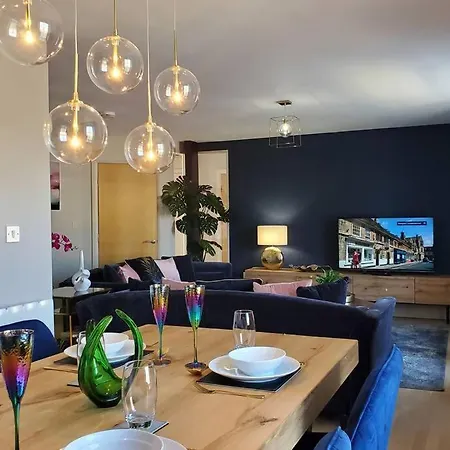 Apartamento The Riverside At Woodsmill Quay With Parking York